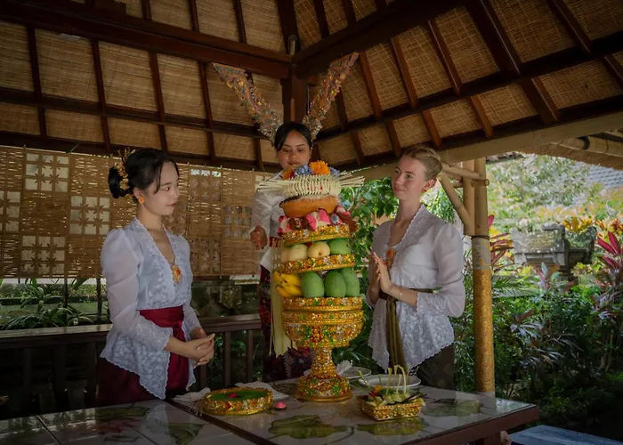 Mumbul 3* Ubud